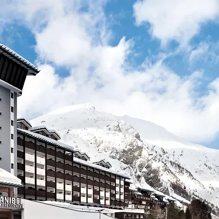 Th - Planibel فندق