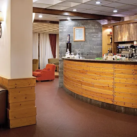 Th - Planibel 4* لا تْويلي