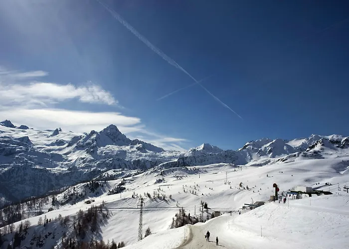 Th - Planibel 酒店 拉蒂勒