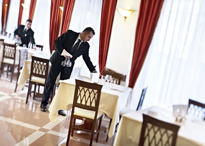 酒店 Th - Planibel 拉蒂勒